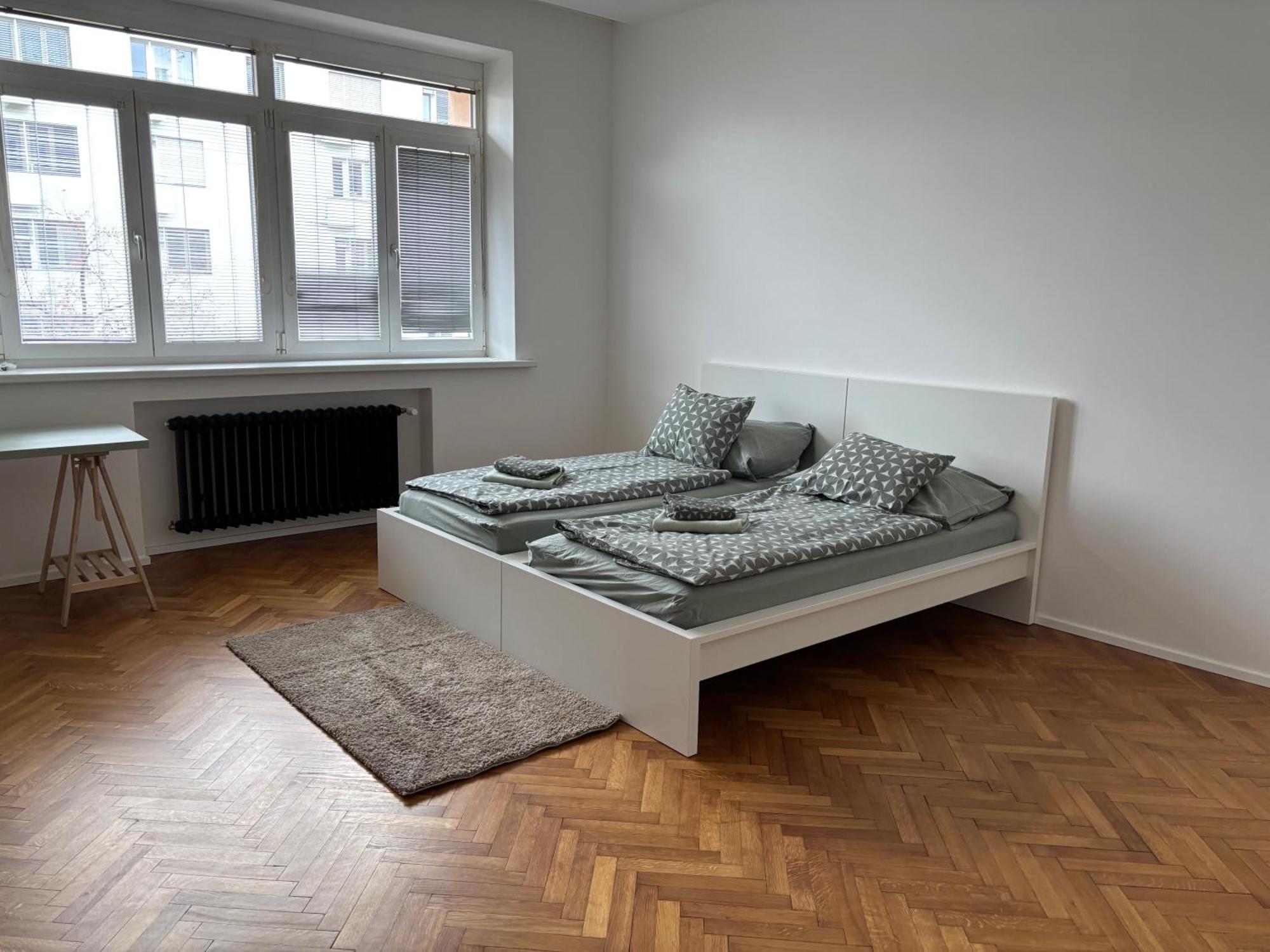 Soukromy Pokoj V Tripokojovem Byte - Private Room In Three Room Flat เบอร์โน ภายนอก รูปภาพ